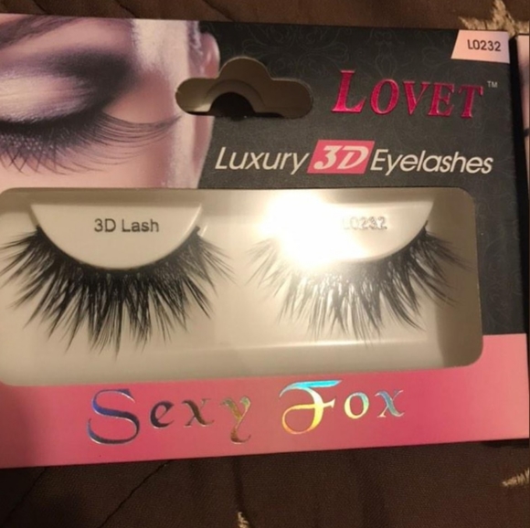 Eyelashes - Picture 5 of 10